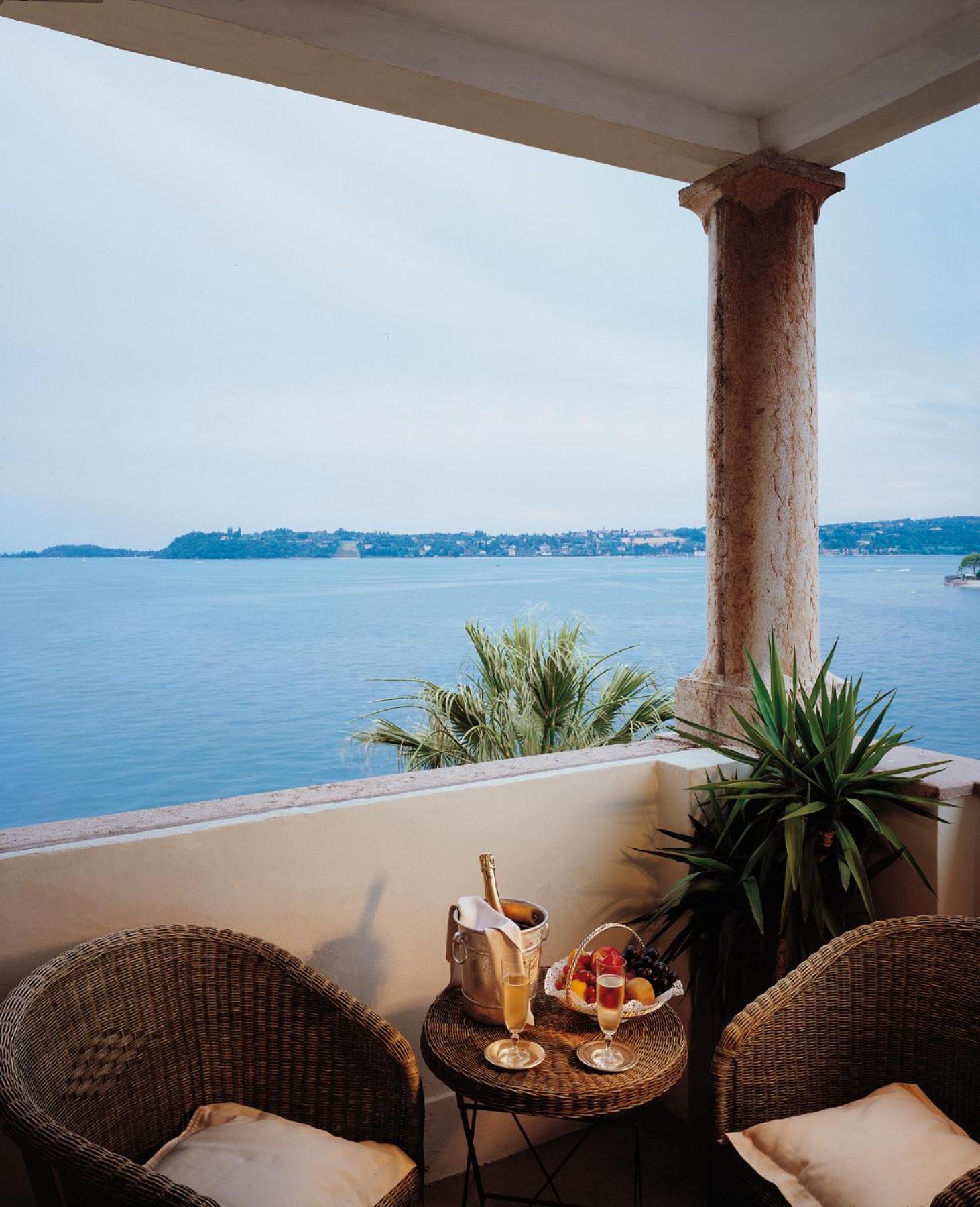 Grand Hotel Gardone Gardone Riviera Exterior photo